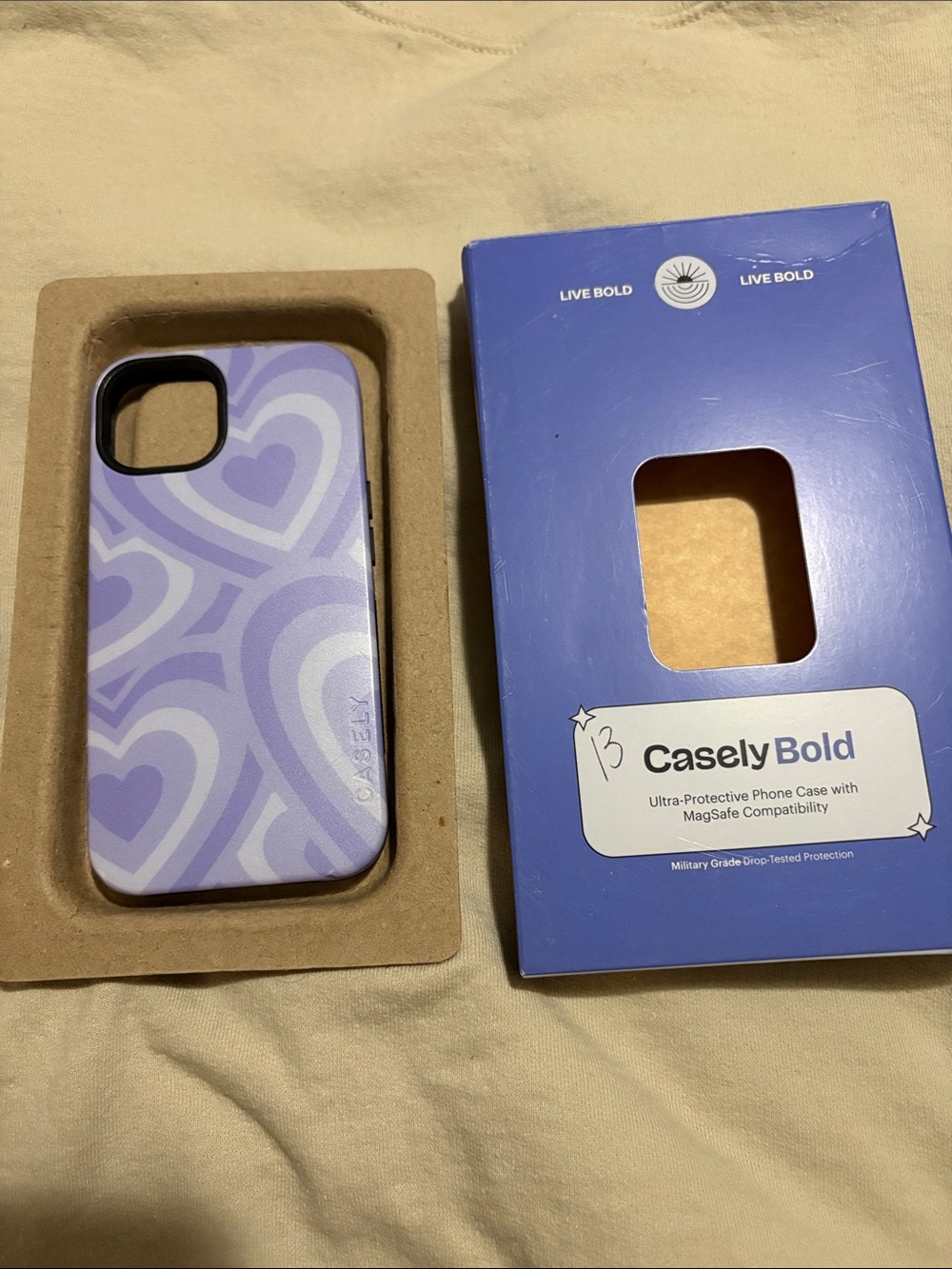 Casely Bold Lavender Heart MagSafe Phone Case